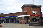 Thumbnail for Kingston railway station (England)