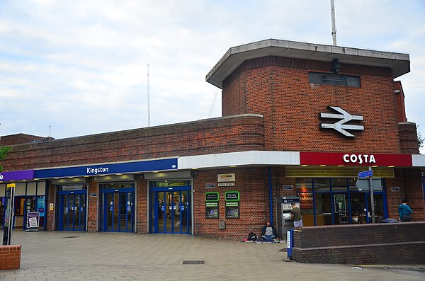 Kingston railway station (England)