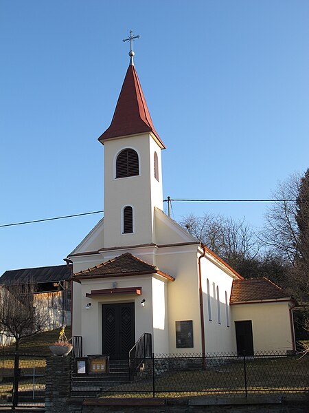 File:Kirche sumetendorf.JPG