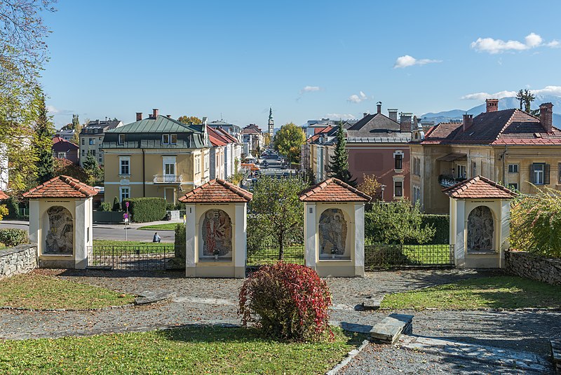 File:Klagenfurt Kreuzbergl Kreuzweg und Radetzkystrasse 20102015 8258.jpg