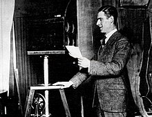 Л. Стэнтон Джеффрис в доме Маркони в 1922 или 1923.jpg