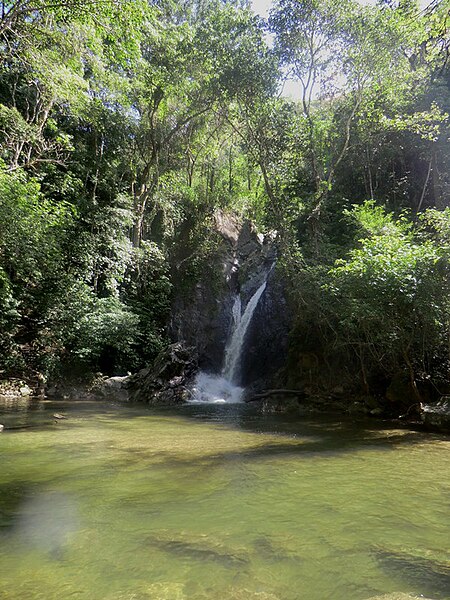 File:La Llovizna Río del Norte Guatire.JPG