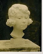 Бюст принцессы Елизаветы, сделанный в 1932 году