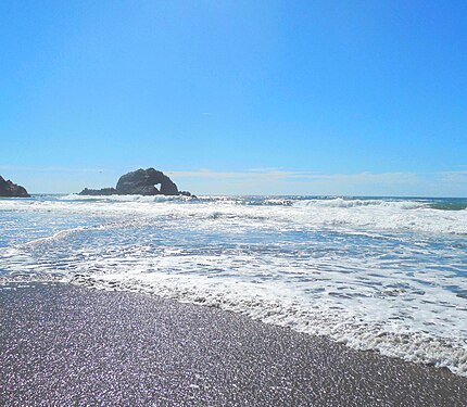 Seal Rocks Heart, Lands End, San Francisco, California, USA