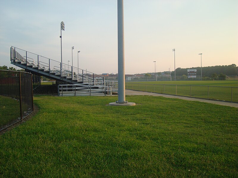 File:LandstownHighSchoolFootballFieldD.jpg