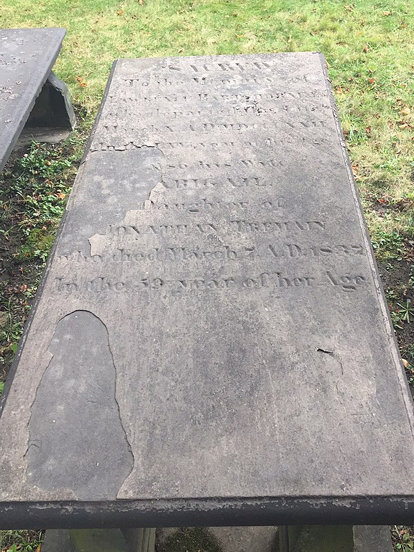 The gravestone of Lawrence Hartshorne, a Quaker who was the chief assistant of John Clarkson.