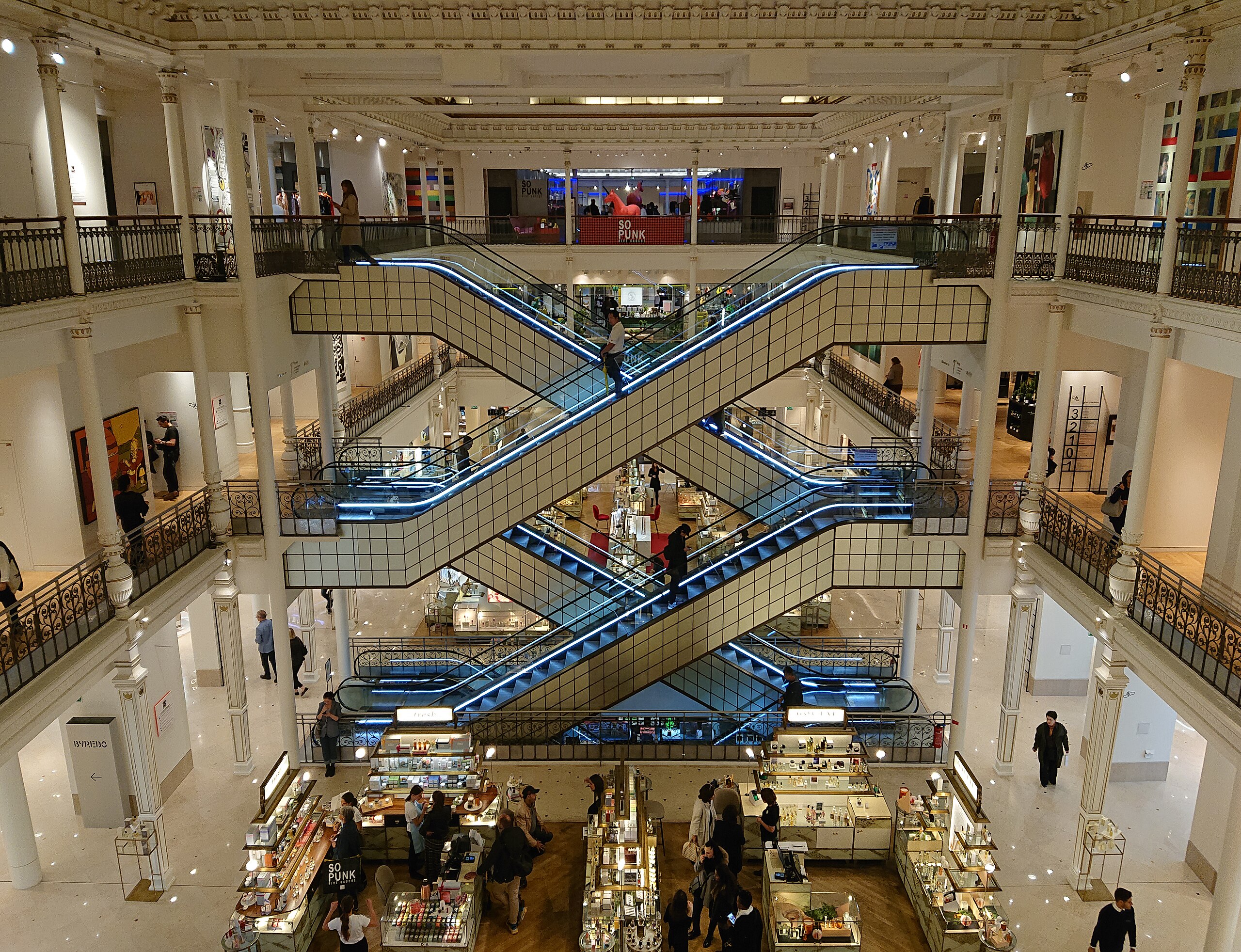 interior le bon marche