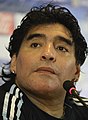 Diego Armando Maradona : footballeur international, né le 30 octobre 1960, maillot numéro 10.