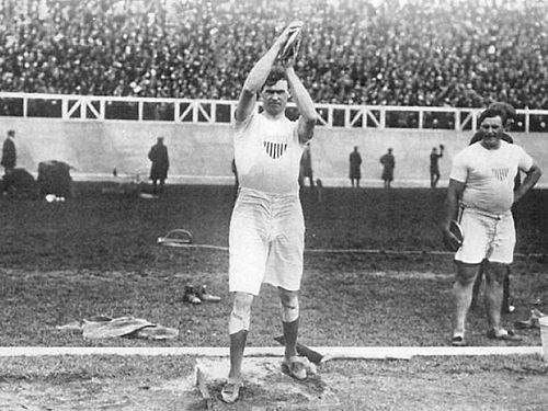 Martin Sheridan preparing to win the discus event at the 1908 Olympic Games in London.