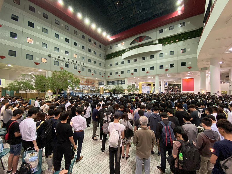 File:Memorial Student Depth in HKUST Campus 20191108.jpg