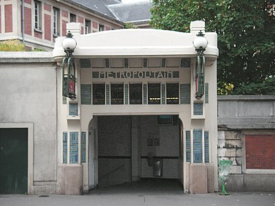 Vaneau (stanice metra v Paříži)
