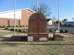 Monument to St. Joseph's Catholic Church in Owensboro.jpg