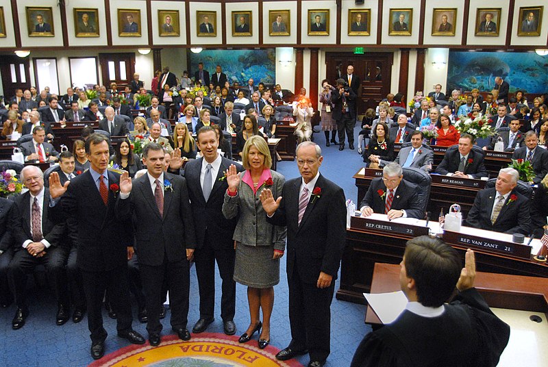 File:New Florida House members are sworn into office by Judge John Stargel.jpg