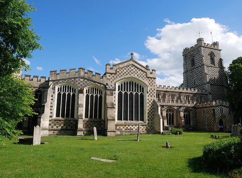 File:Northwest Face of the Parish Church of Saint Mary, Luton (02).jpg