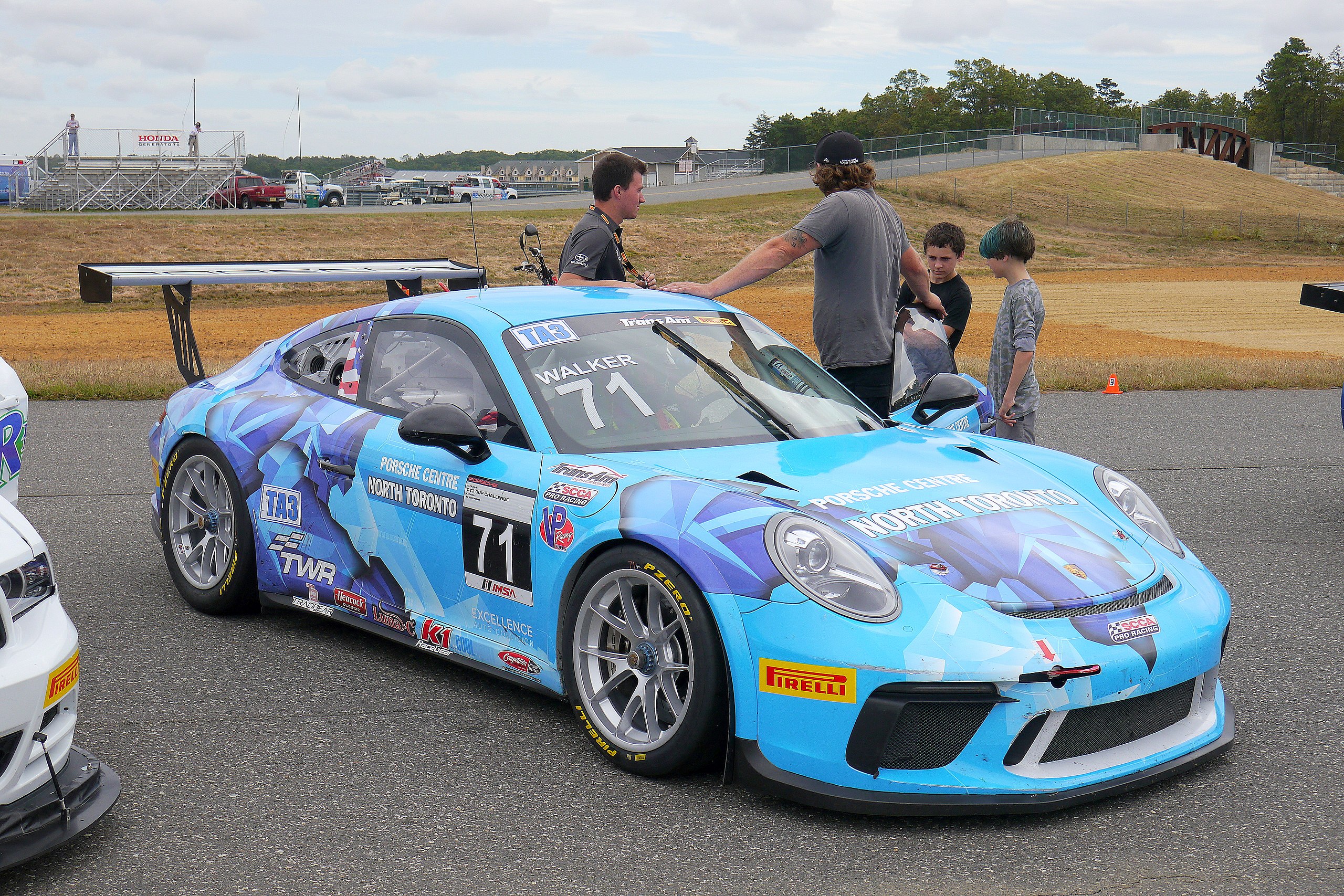 Солист группы автоспорт. Porsche 991 gt3 Cup. Машины группы gt3. Группа gt3. Порше 911 956.