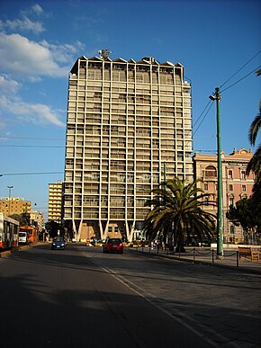 Palazzo ENEL, progettato per la Società Elettrica Sarda nel 1958 dall'ing. Gigi Ghò