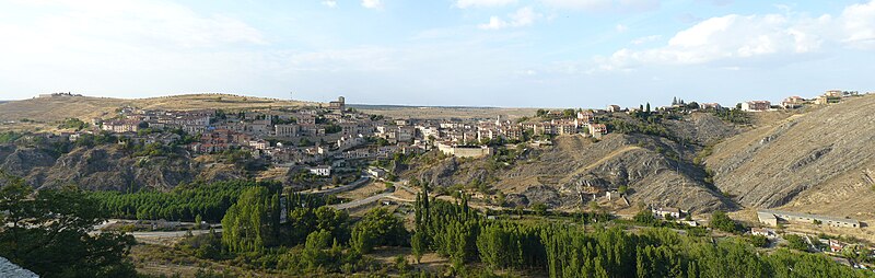 File:PanoramasDeSepúlveda.jpg