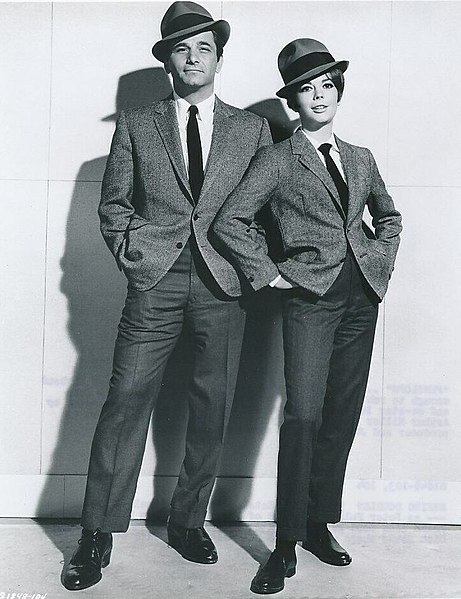 File:Peter Falk and Natalie Wood in 'Penelope', 1966.jpg