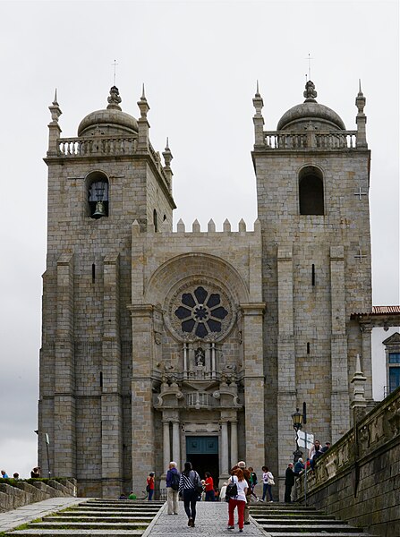 File:Porto July 2014-32a.jpg