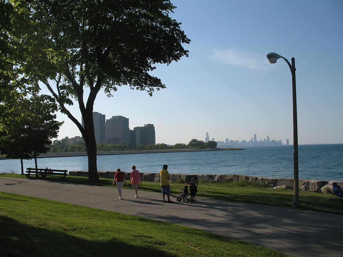 File:Northerly Island Beach - Chicago, Illinois.JPG - Wikipedia