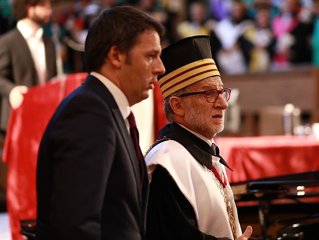Then Rector of the Bologna University, Ivano Dionigi, with then Prime Minister of Italy Matteo Renzi, in 2015.