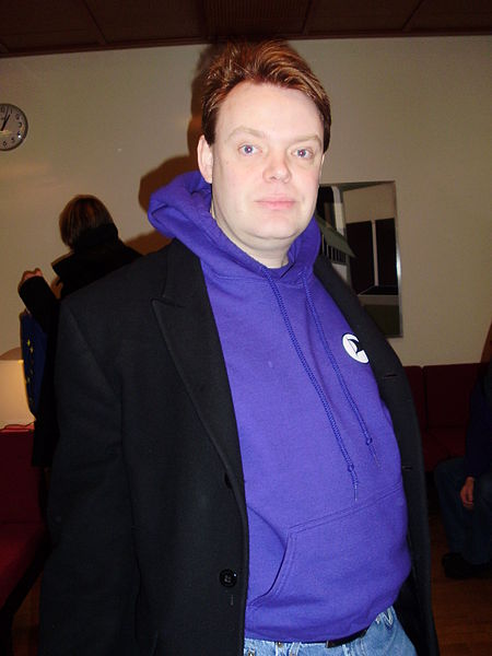 File:Rickard Falkvinge at The Pirate Bay trial.jpg