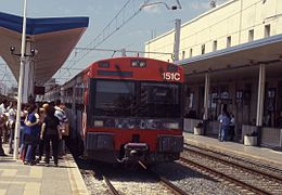 Unitat 440 en servei regional a l'estació el 1999