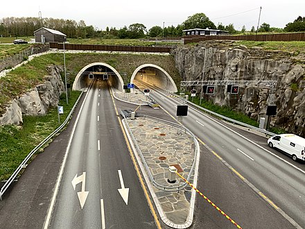 Road 13 connects Stavanger to Ryfylke through the Ryfylketunnelen, at 14 kilometer this is the world's longest subsea tunnel.