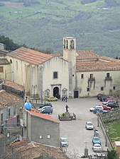 San Benedetto il Moros helligdom og franciskanerklosteret.