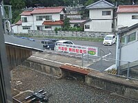 廃止された旧4・5番のりば跡と月極駐車場（2010年9月）