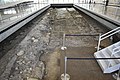 駿府城内の調査で検出された戦国時代末の道路遺構面（静岡市歴史博物館の屋内展示）。