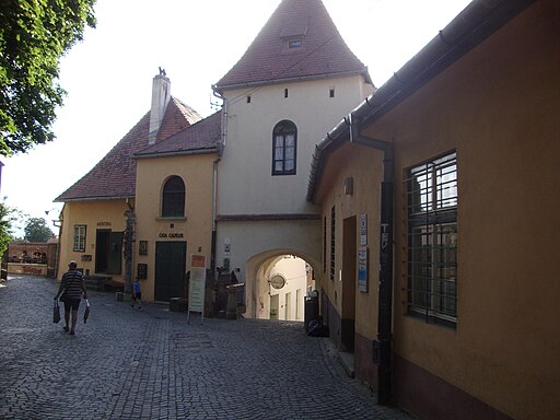 File:Sibiu (Hermannstadt, Nagyszeben) - City Hall.jpg - Wikimedia Commons