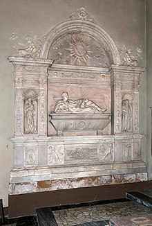 Silvio Cosini, sepolcro del beato Raffaele Maffei, 1522, met standbeeld di stagio stagi 02.jpg