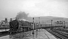 The Thames-Clyde Express at Skipton in 1961 Skipton railway station geograph-2242257-by-Ben-Brooksbank.jpg