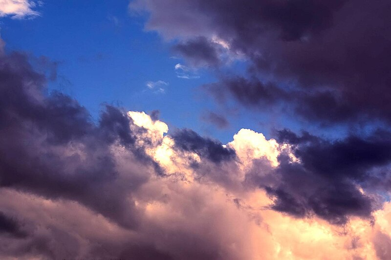 File:Sky clouds dirty.jpg