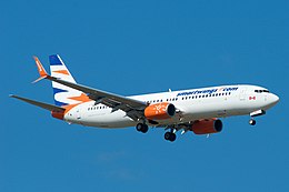 Smartwings Boeing 737-800 C-FDBD (36775523084) .jpg