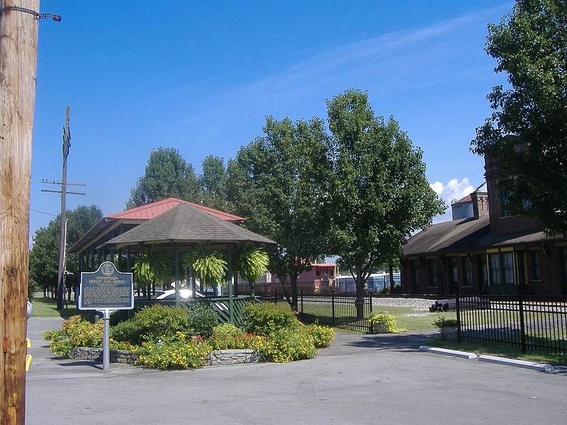 File:Stevenson Railroad Depot gazebo.JPG