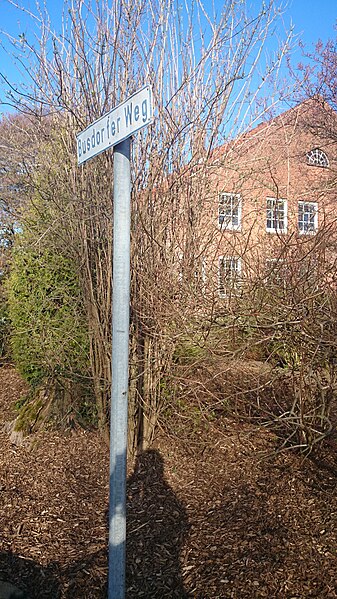 File:Straßenschild Busdorfer Weg, 24536 Tasdorf.jpg