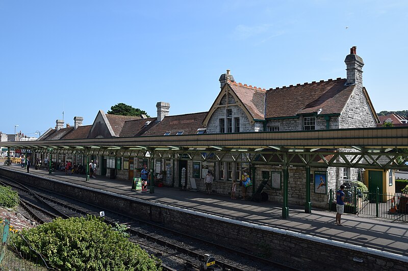 File:Swanage station - 48607628812.jpg