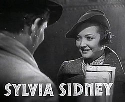 Sylvia Sidney Kiihkon esittelyfilmillä.