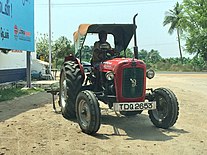 The long time best selling TAFE Massey Ferguson 25hp model TAFE Masssey Fergussen 2015.JPG