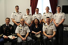 Tammy Duckworth with West Point USMA cadets. 01.jpg