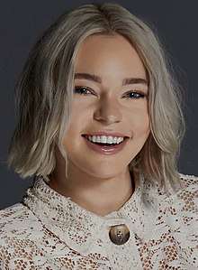 Taylor Hickson 2019 (cropped).jpg