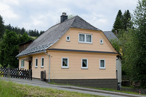 Tettau - Wildbergstraße 8 - Alte Schule - 2020