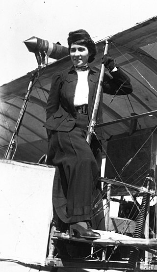 <span class="mw-page-title-main">Thérèse Peltier</span> French sculptor and aviator