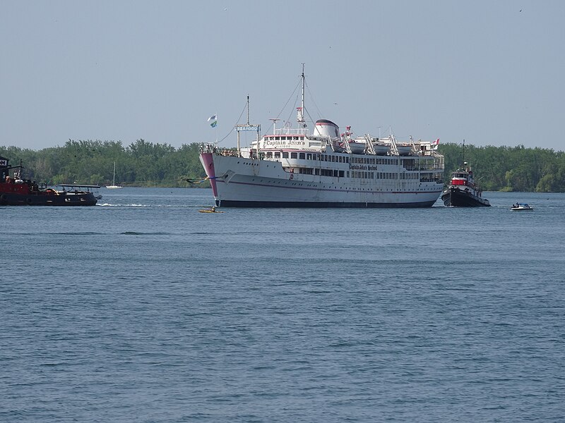 File:The 'Captain John', formerly the MS Jadran, begins her last voyage to the Port Colborne Ship Breakers, 2015 05 28 (22) (18211911821).jpg