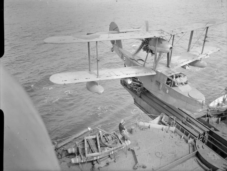 File:The Royal Navy during the Second World War A9272.jpg