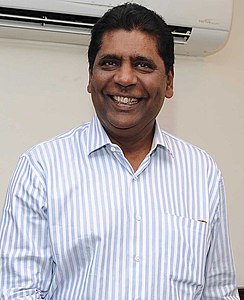 The former Tennis player, Shri Vijay Amritraj calling on the Minister of State for Youth Affairs and Sports (IC), Water Resources, River Development and Ganga Rejuvenation, Shri Vijay Goel, in New Delhi on April 11, 2017 (cropped).jpg