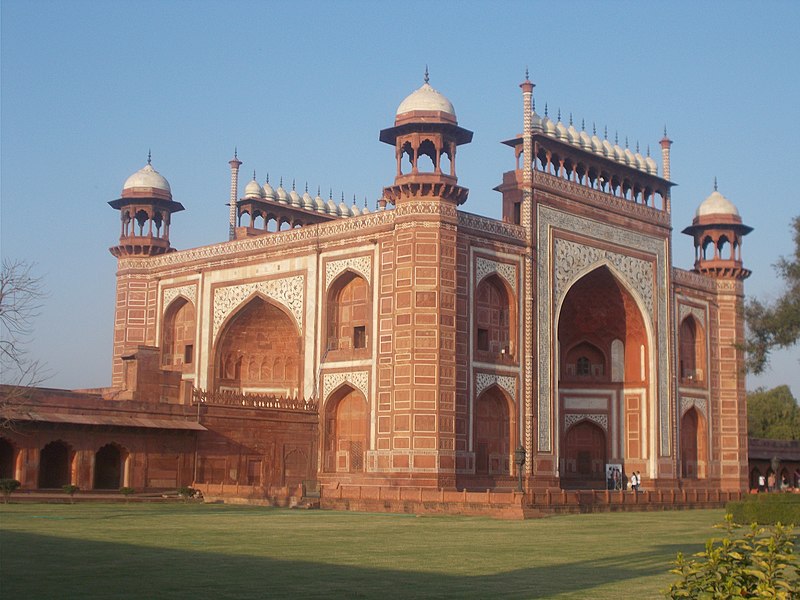 File:The guard of Taj Mahal.jpg