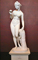Венера с яблоком Париса. 1813—1816. Мрамор. Музей Торвальдсена, Копенгаген